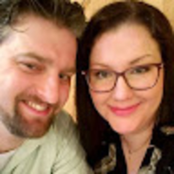 Meet your Posher, Alexus - Picture 1 of 1